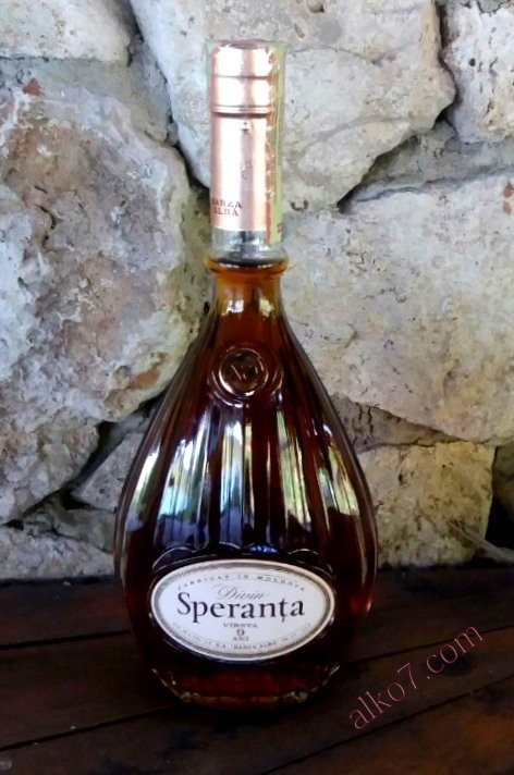 Коньяк "Сперанца" 9 лет, Барза Албэ. 0,5 л.