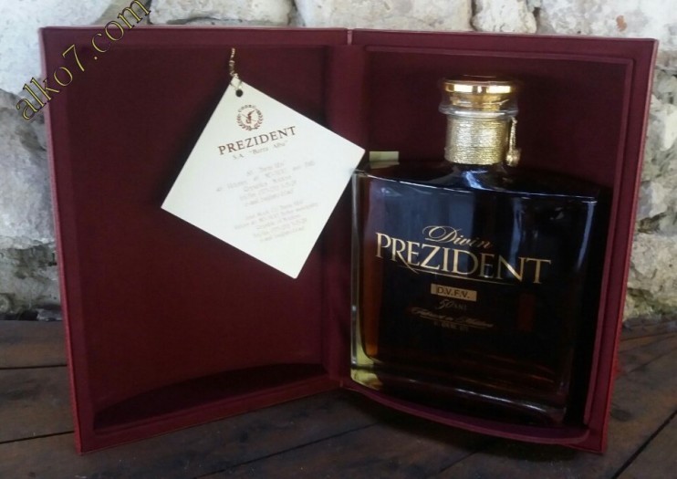 Коньяк "Президент" 50 лет, Барза Албэ. 0,7 л.