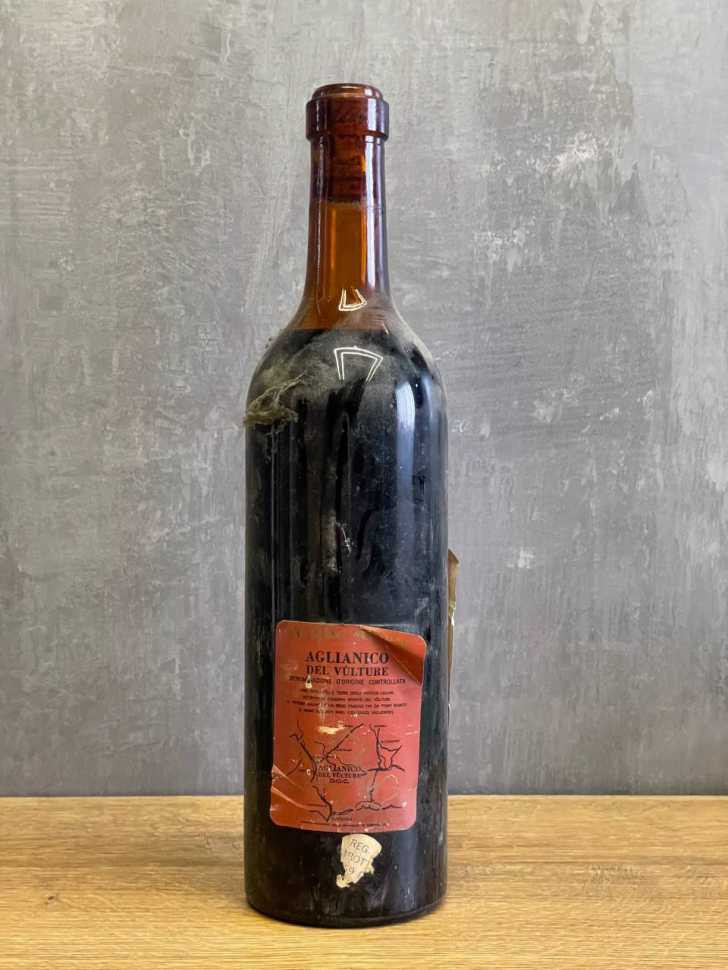 Вино Torre Sveva Aglianico del Vulture
