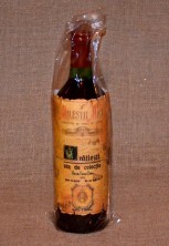 Вино «Гратиешты» Милештий Мичь, 1986 года урожая.