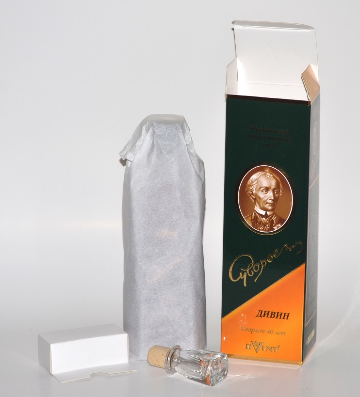 Коньяк Квинт Суворов 40 лет купить