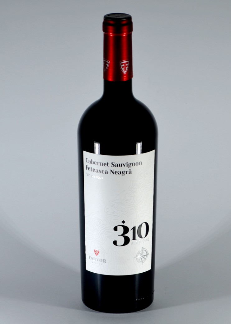 Вино "Каберне-совиньон - Фетяска нягрэ" 2019, 310 Altitudine, Fautor. 0,75 л.