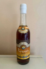 Армянский "Ереван 10 лет" 1985 года. 0,5 л. СССР.