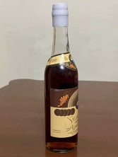 Армянский "Армения 10 лет" 1985 года. 0,5 л. СССР.