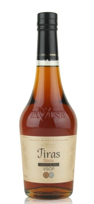 Коньяк КВИНТ "Тирас" 6 лет. Конус 0,5 л.