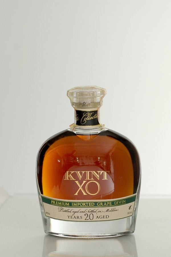 Коньяк "КВИНТ" XO 20 лет. Decanter 0,5 л.