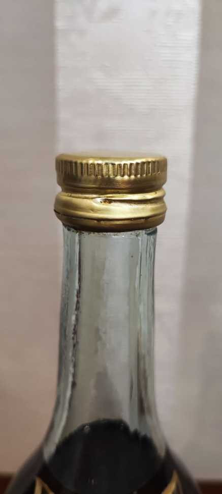 Украинский "Десна 4 года" 80-е года. 0,5 л. Одесский з-д. СССР.