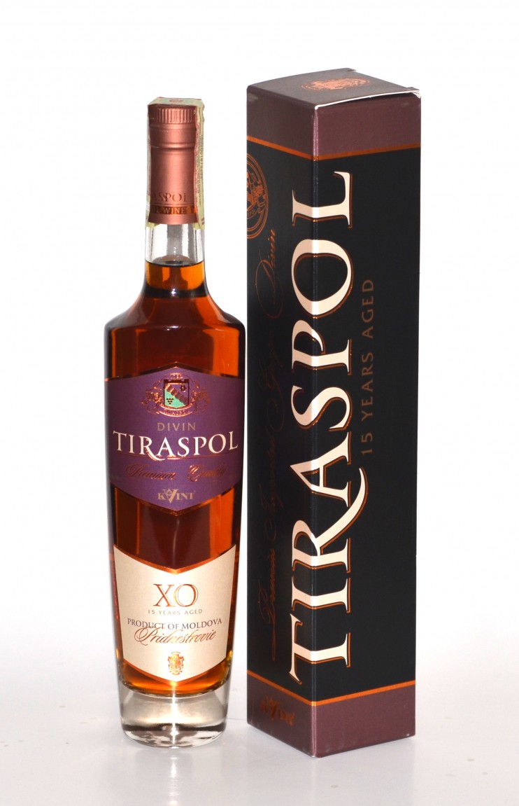 Коньяк КВИНТ "Тирасполь" 15 лет. 0,5 л.