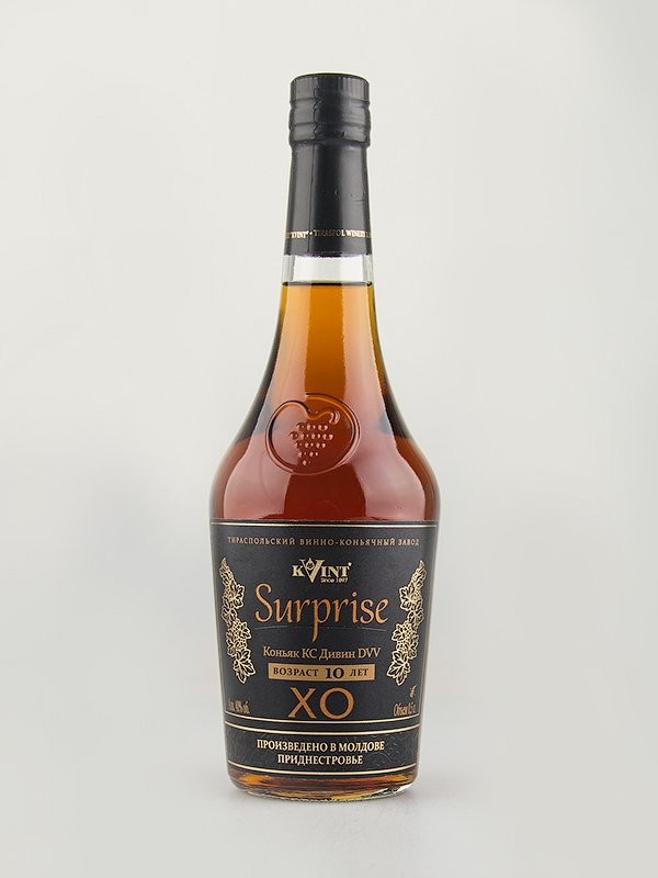 Коньяк КВИНТ "Сюрпризный" 10 лет. Конус 0,5 л.