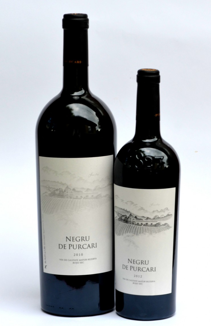 В сравнении со стандартной бутылкой  0,75 литра