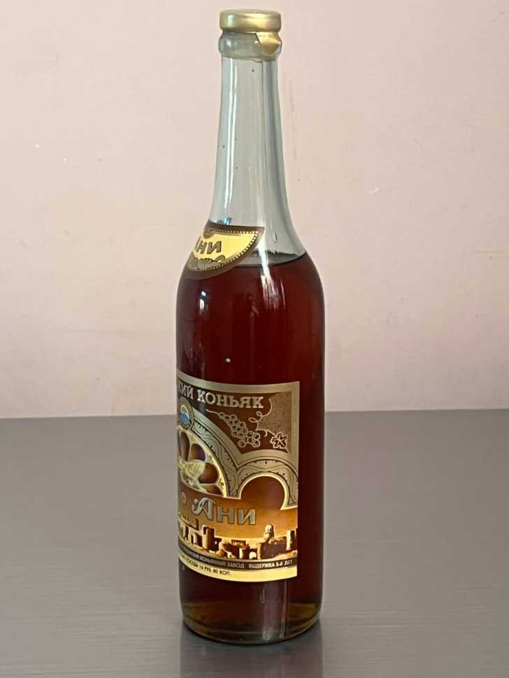 Армянский "Ани 5-6 лет" 1987 года. 0,5 л. СССР.